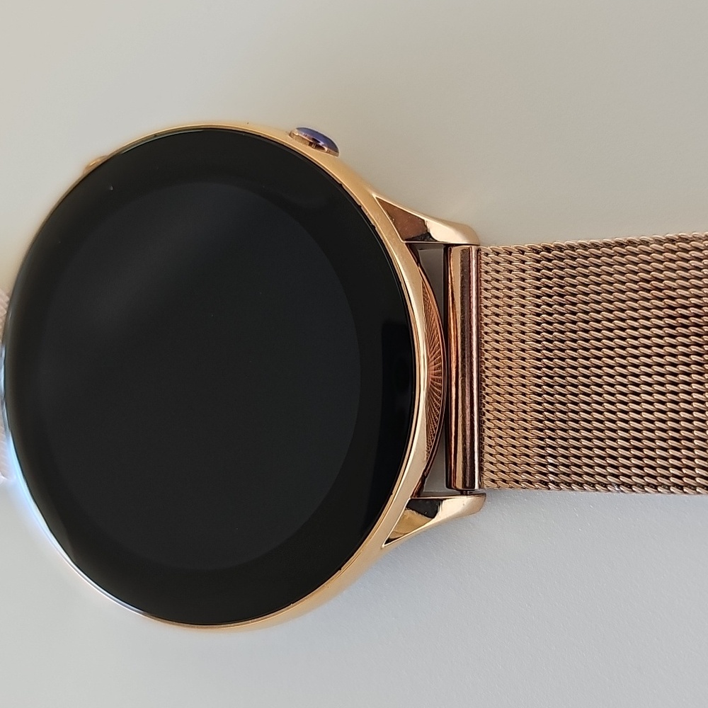 Rose Gold Smart Watch